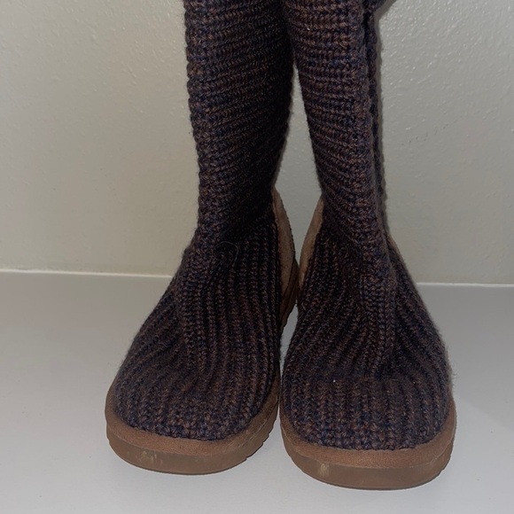 Sweater Knit Uggs Boots/Booties black/brown size 6 - Picture 16 of 16